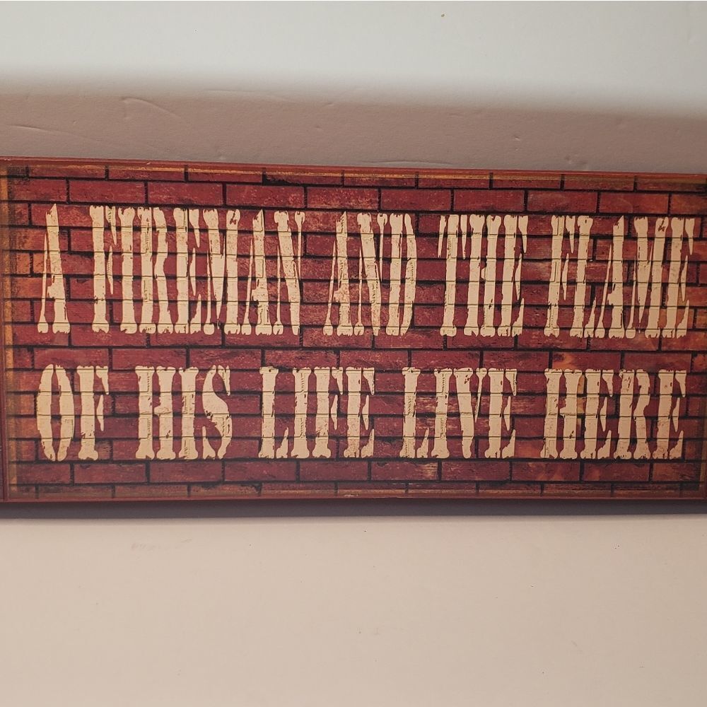 Wall Hanging  - Picture 3 of 6